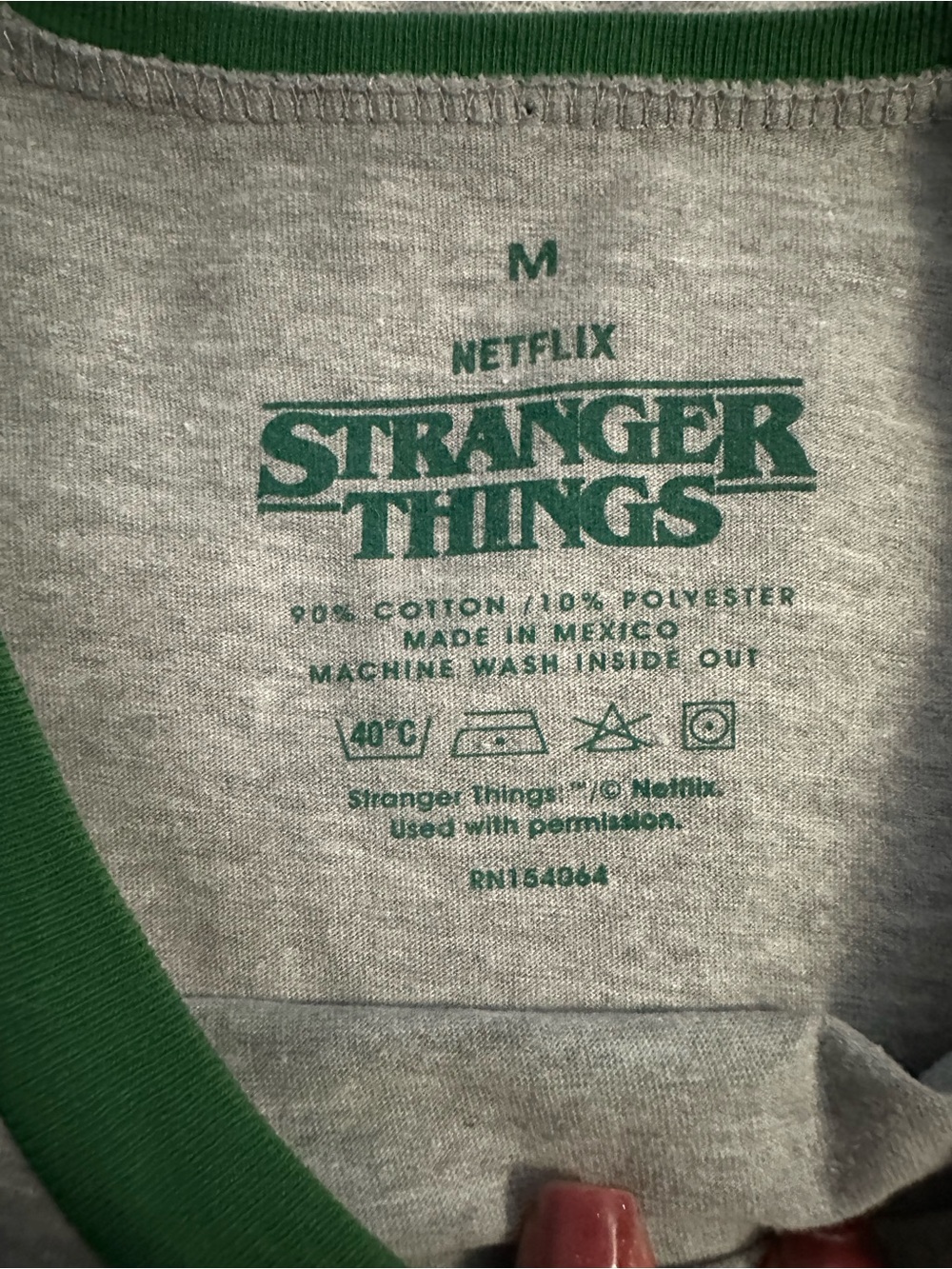 Stranger things tee - Picture 3 of 3